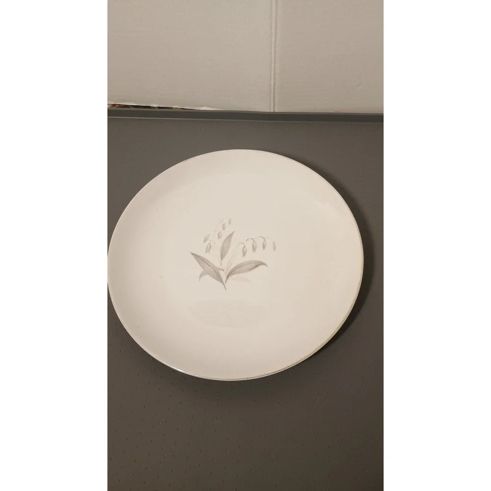 Noritake Dinner Plate 9.25in White Excellent Lily of the Valley Silver MCM